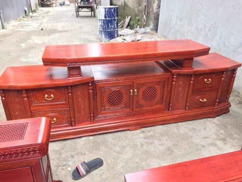 Mẫu Kệ Tivi MT-1034